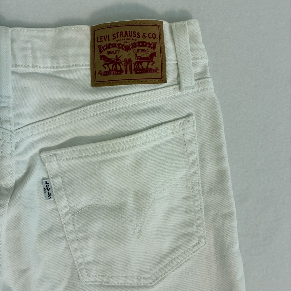 Levis Wedgie Straight Jeans Women Size 28 (Fits 28x27) High Rise Button Fly Pant - Picture 6 of 9